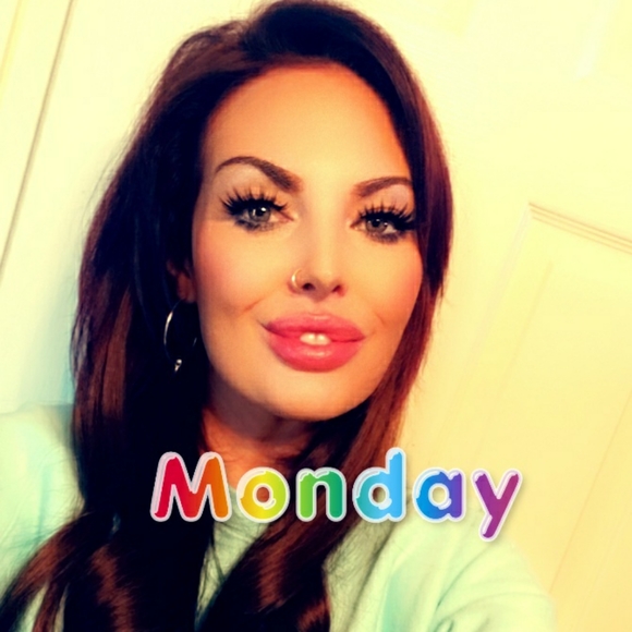 Meet your Posher, Magdalena - Picture 1 of 6